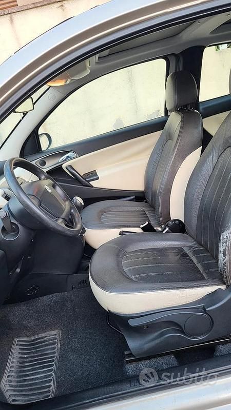 Usata Lancia Ypsilon 69 CV (50 kW) 2006 Utilitaria