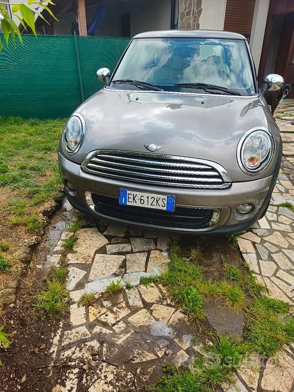 Begagnad Mini ONE 75 HK (55 kW) 2011 Grå Halvkombi