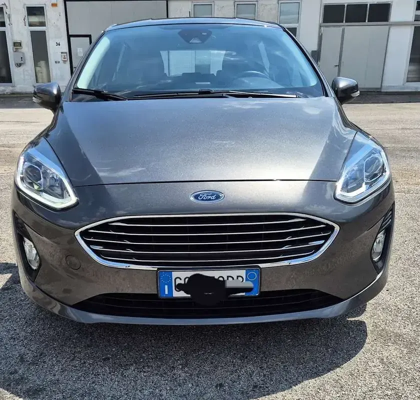 Usata Ford Fiesta Titanium S 75 CV (55 kW) 2020 Grigio Utilitaria
