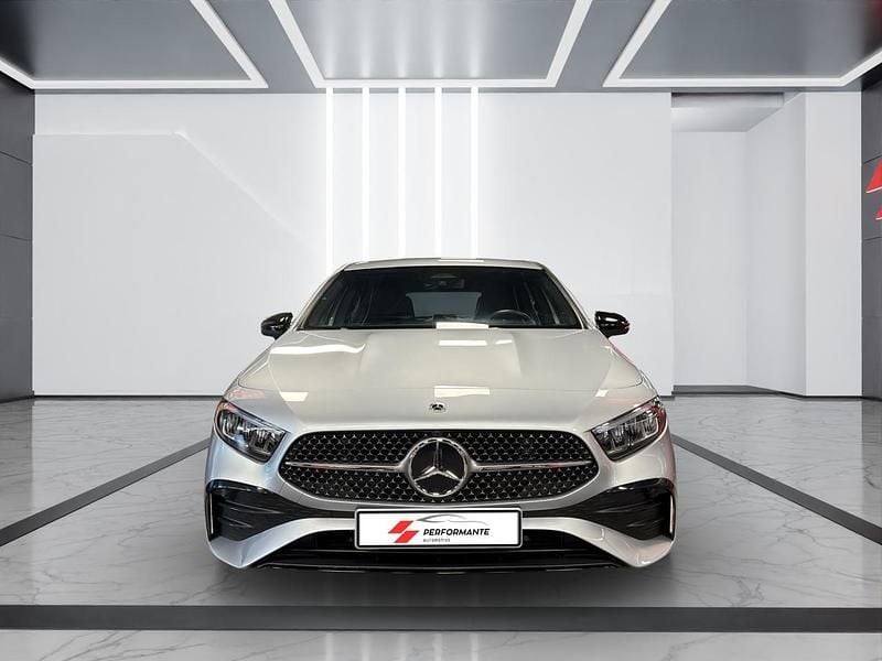 Usata Mercedes A180 AMG Line Premium 135 CV (99 kW) 2025 Giallo Berlina