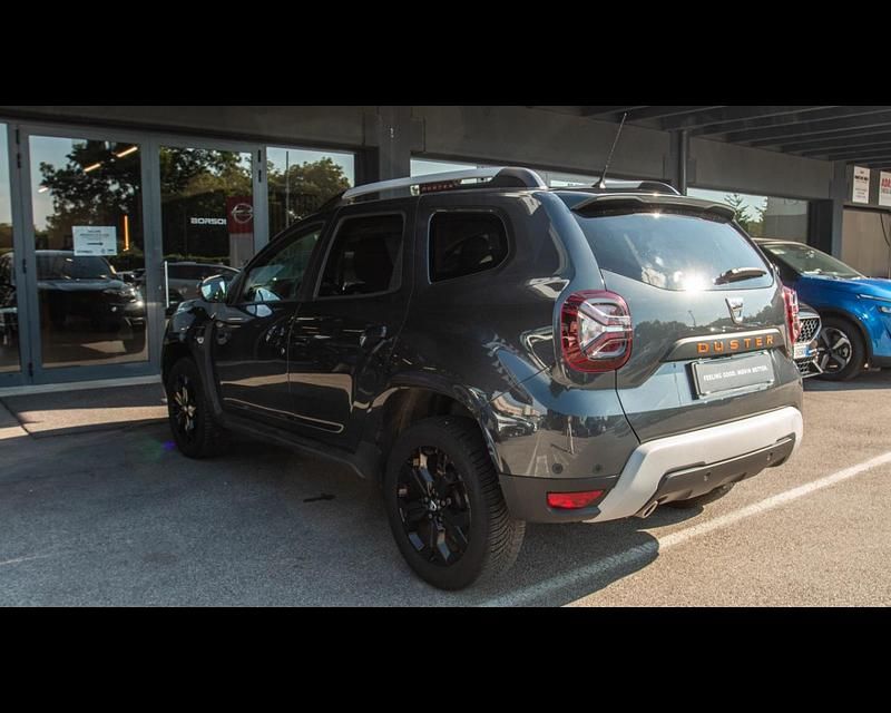 Usado Dacia Duster Prestige 116 CV (85 kW) 2022 Gris SUV