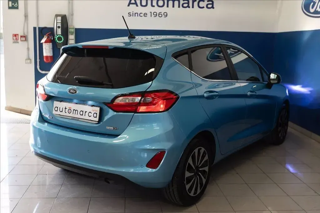Usata Ford Fiesta Titanium 125 CV (91 kW) 2022 Blu metallizzato Utilitaria