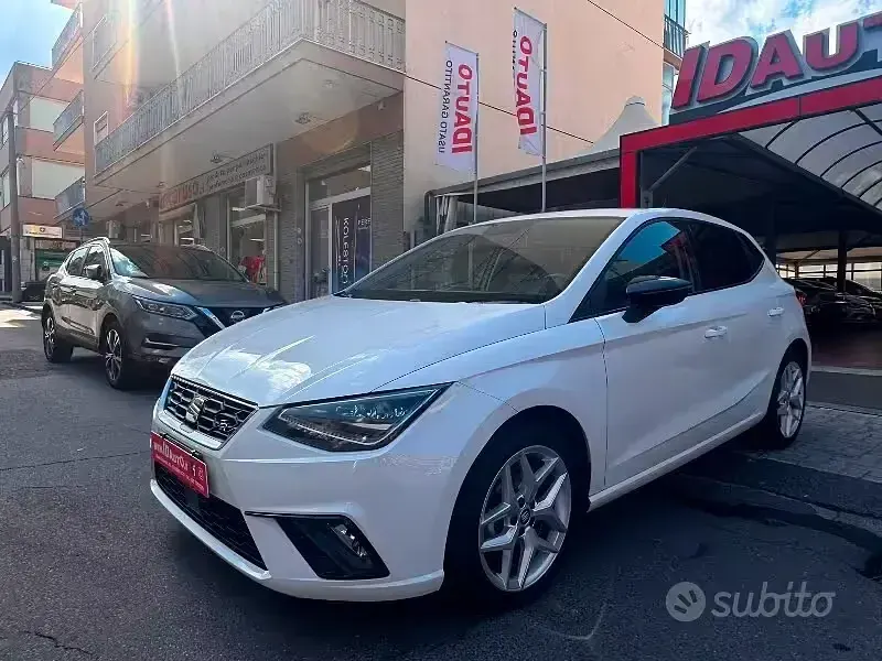 Usata Seat Ibiza FR 90 CV (66 kW) 2019 Bianco Utilitaria