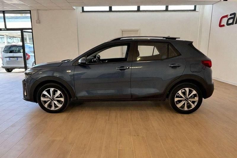 Usata Kia Stonic Urban 101 CV (74 kW) 2024 Blu SUV