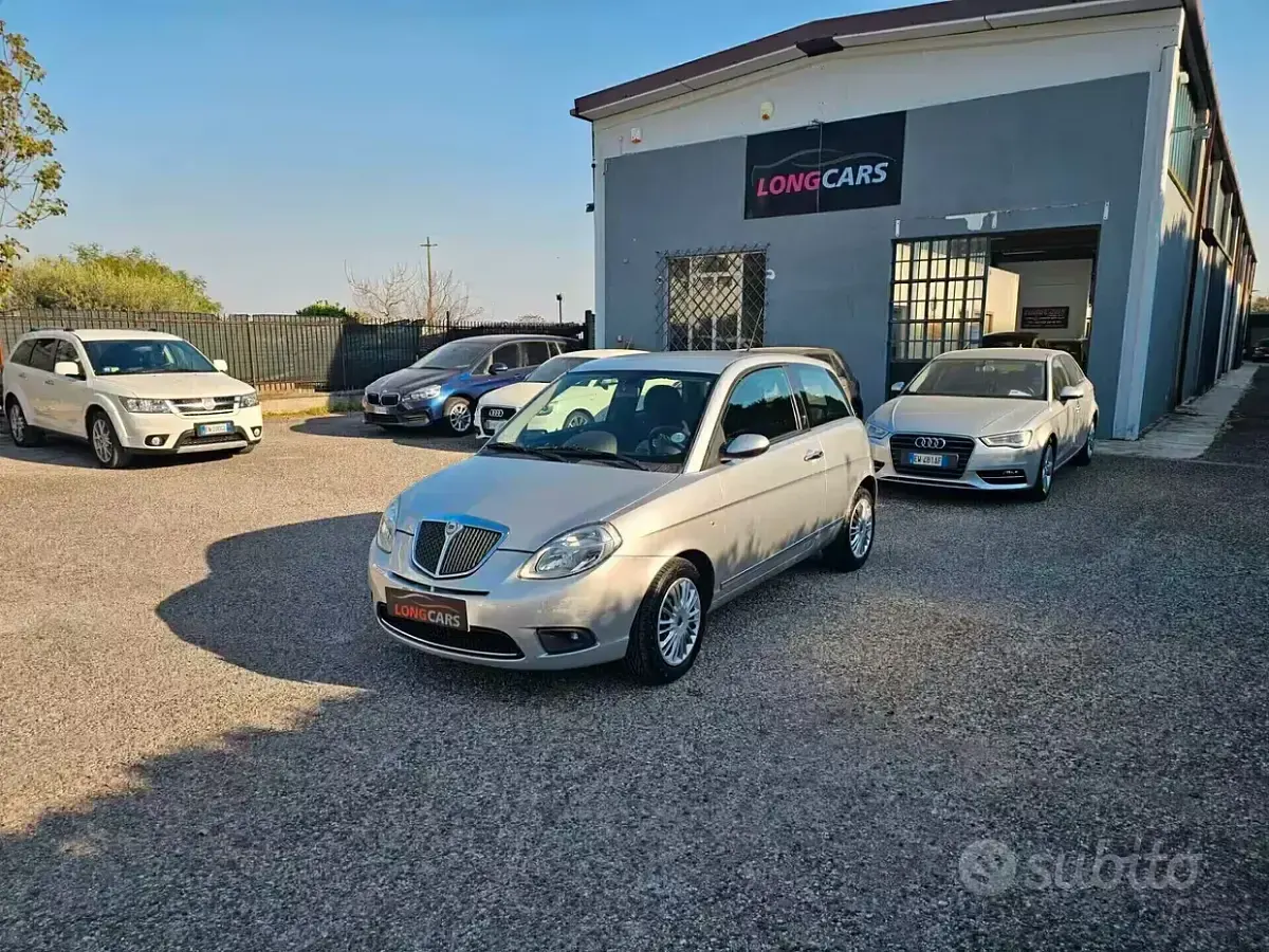 Usata Lancia Ypsilon 60 CV (44 kW) 2007 Utilitaria