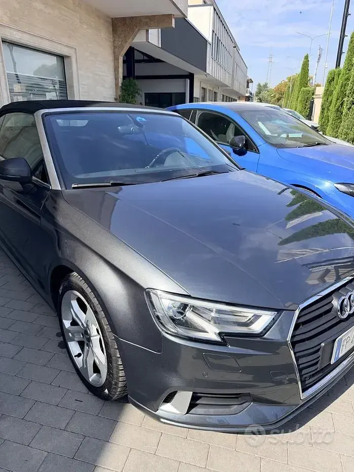 Usata Audi A3 Cabriolet S-Line 150 CV (110 kW) 2018 Grigio Cabrio