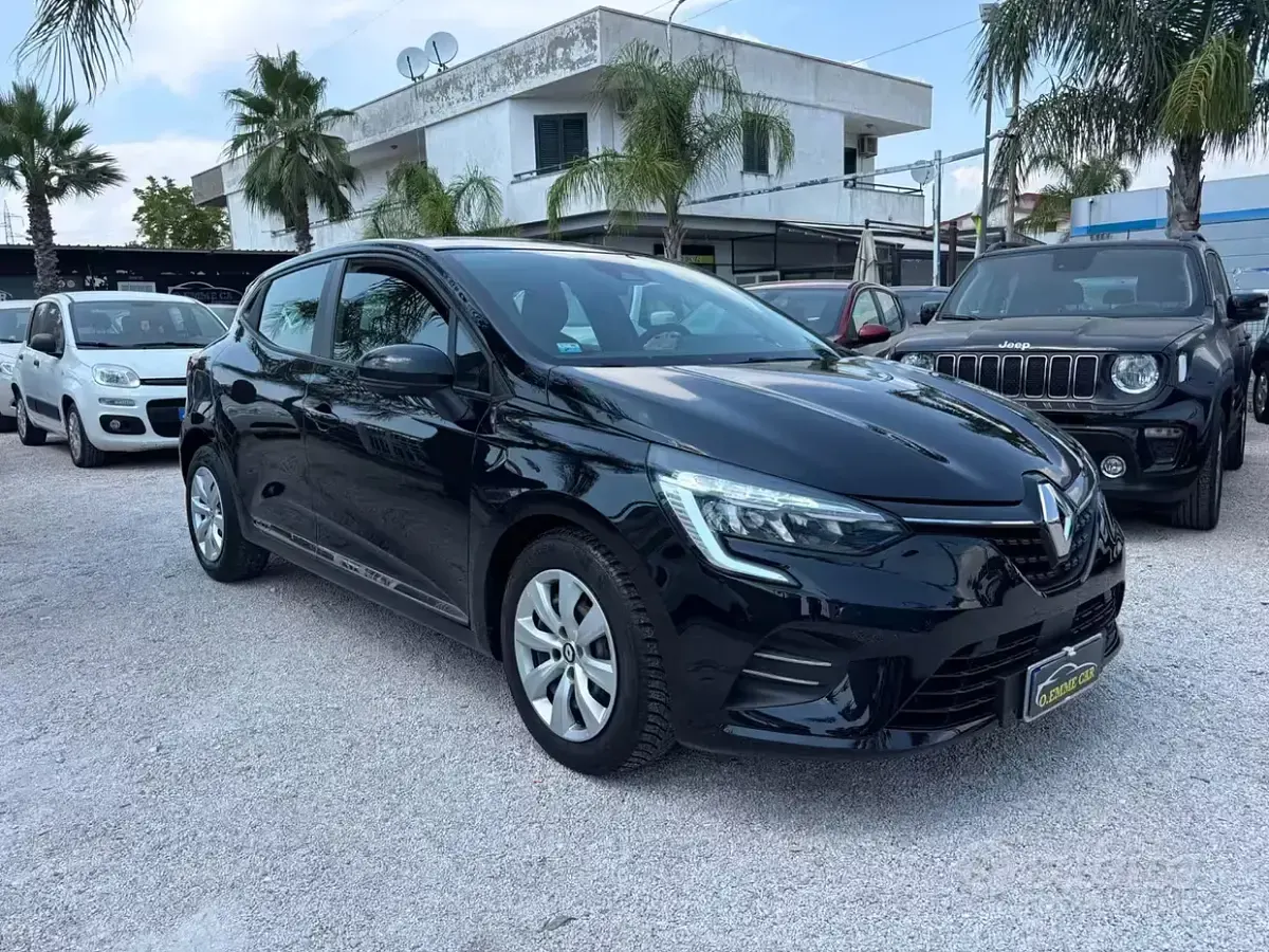Usata Renault Clio V Intens 101 CV (74 kW) 2021 Nero Berlina