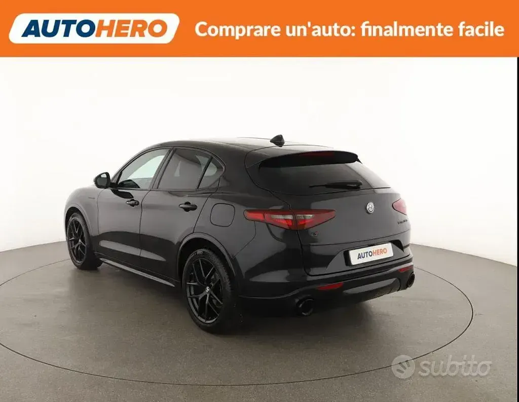 Usata Alfa Romeo Stelvio 209 CV (153 kW) 2021 Nero SUV