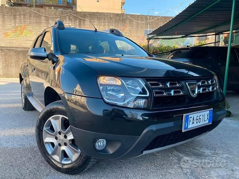 Usata Dacia Duster 110 CV (80 kW) 2015 Nero SUV