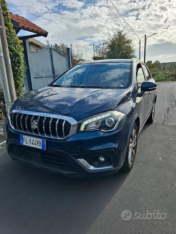 Usata 2017 Suzuki SX4 S-Cross SUV | 14.400 € - Immagine 1/4