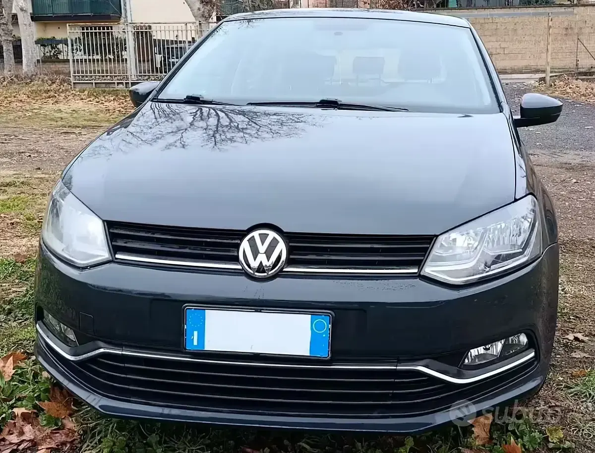 Usata VW Polo Comfortline 75 CV (55 kW) 2015 Grigio Berlina