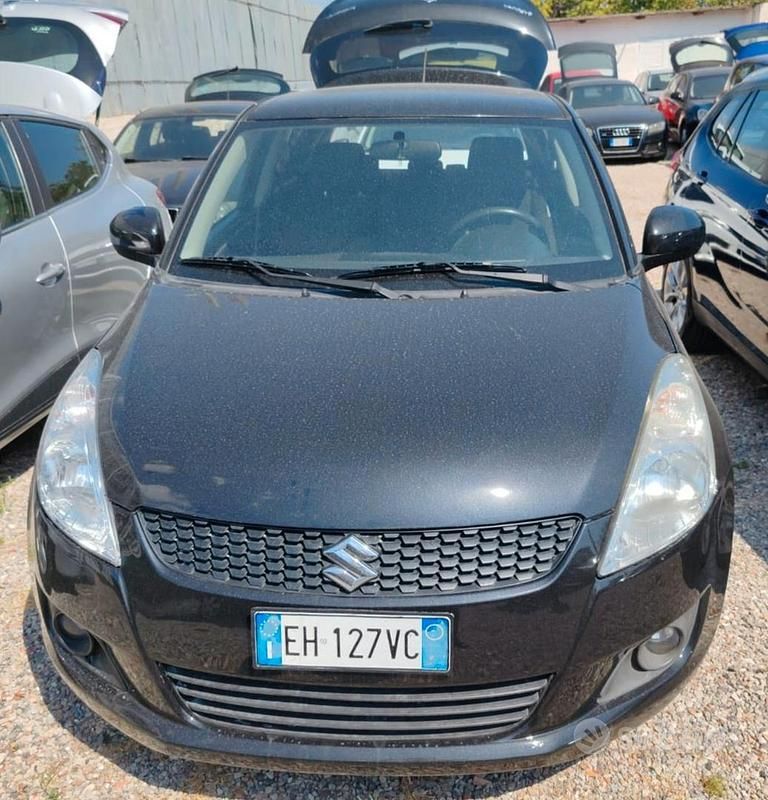 Usata Suzuki Swift 75 CV (55 kW) 2011 Nero Utilitaria