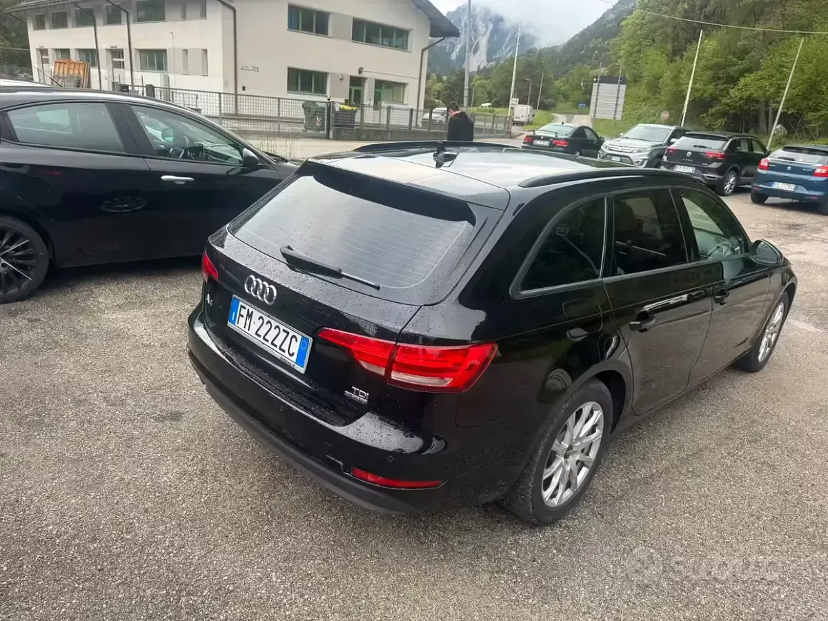 Occasion Audi A4 190 PK (139 kW) 2018 Zwart Stationwagen