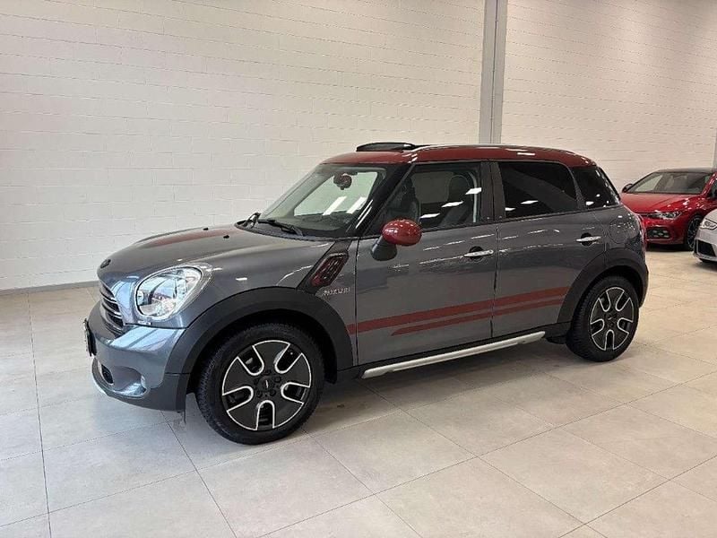Grigio Usata 2016 Mini Park Lane Countryman SUV | 11.990 € (Buon prezzo) - Immagine 1/4