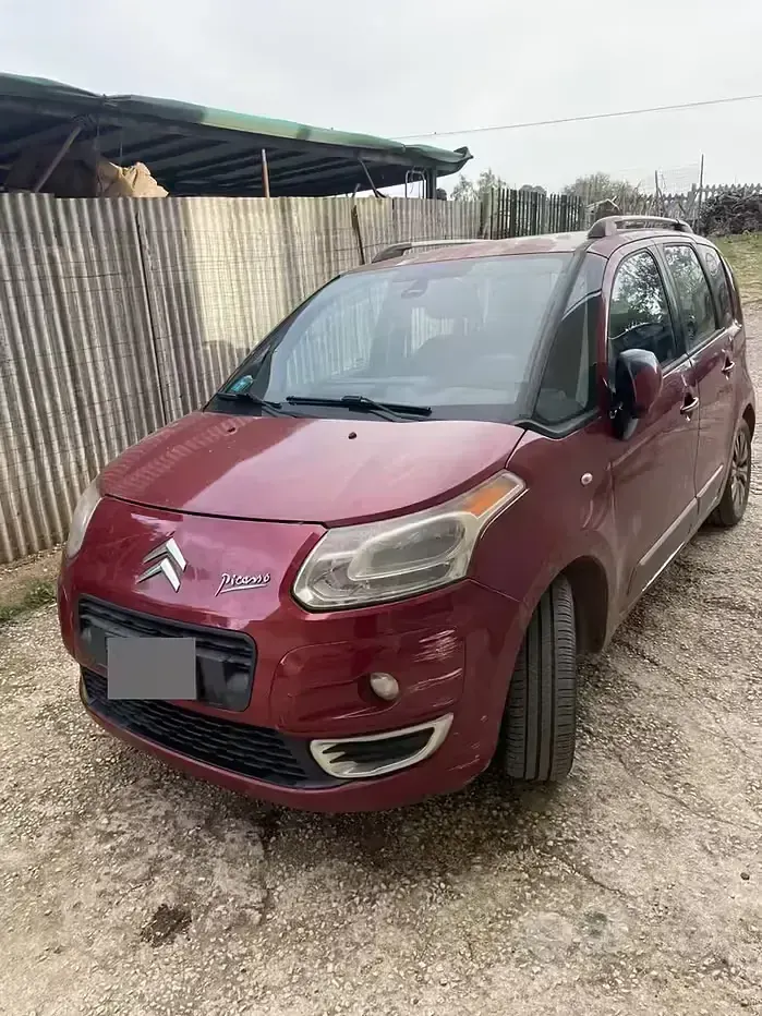 Usata Citroën C3 Picasso 2009 Rosso Monovolume
