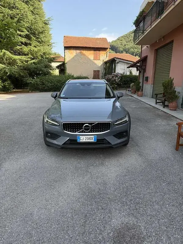 Usata Volvo V60 CC Business Edition 197 CV (144 kW) 2022 Station wagon