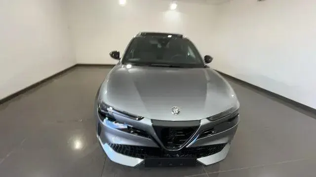 Nuova Alfa Romeo GT Junior Edizione Speciale 145 CV (106 kW) 2025 Grigio SUV