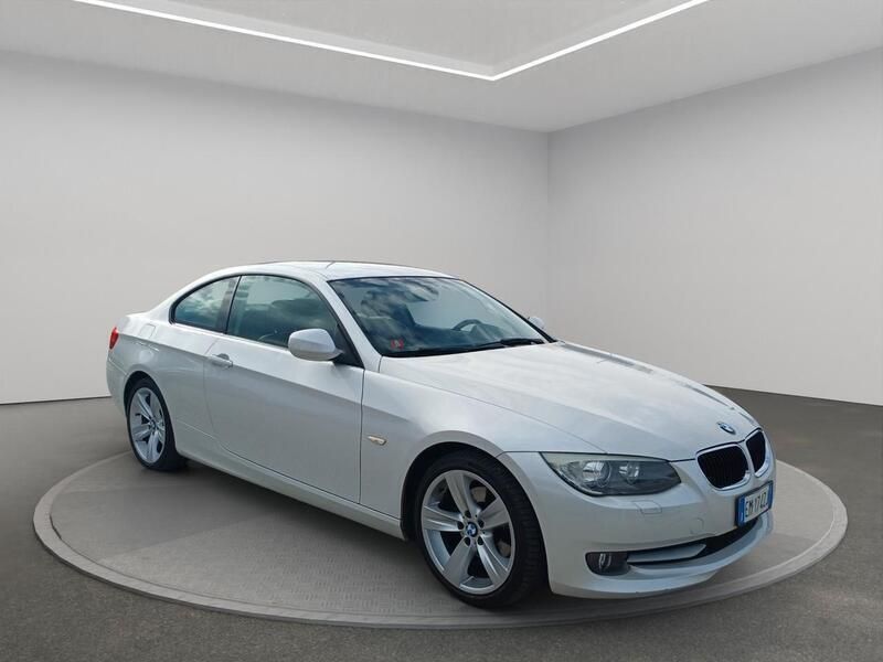 Usata BMW 320 184 CV (135 kW) 2012 Bianco Coupé