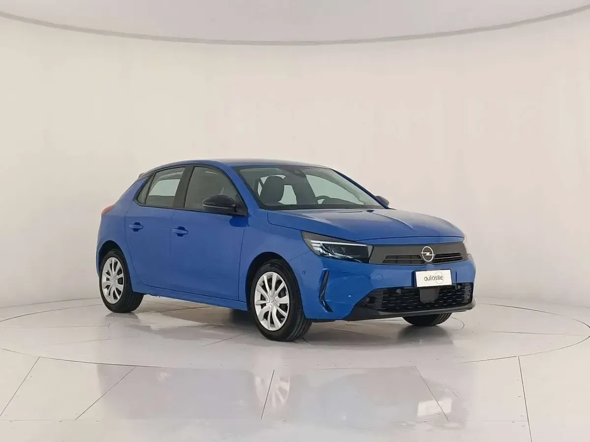 Usata Opel Corsa 75 CV (55 kW) 2024 Blu amletico met Utilitaria