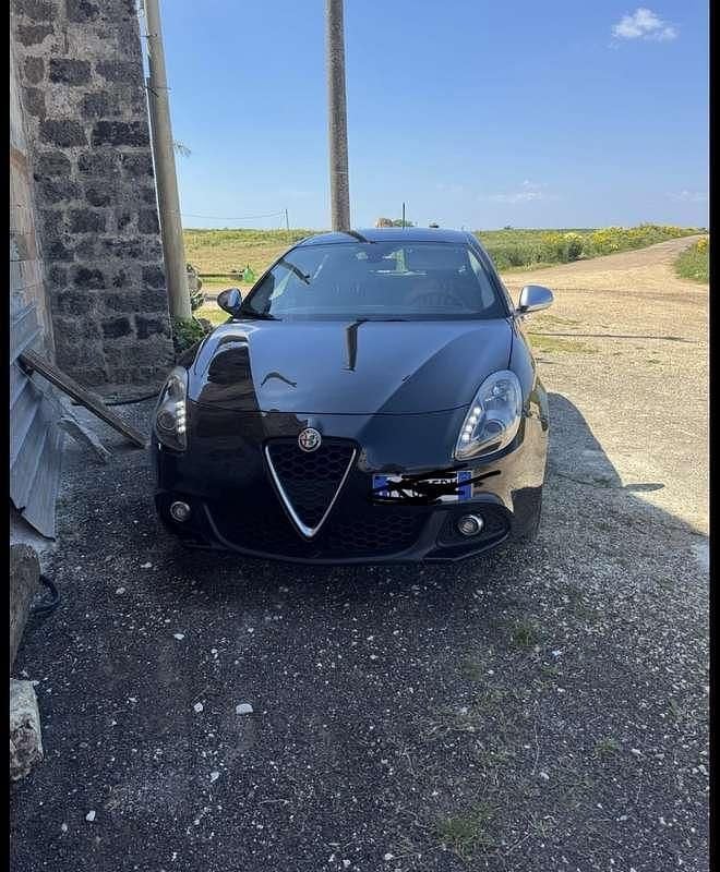 Usata Alfa Romeo Giulietta Super 120 CV (88 kW) 2017 Berlina