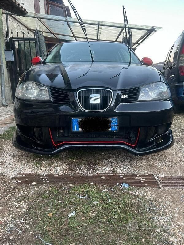 Usata 2003 Seat Ibiza Due volumi | 1000 € (Ottimo prezzo) - Immagine 1/4
