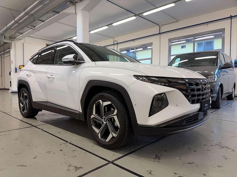 Bianco Usata 2021 Hyundai Tucson SUV | 25.900 € (Buon prezzo) - Immagine 1/4