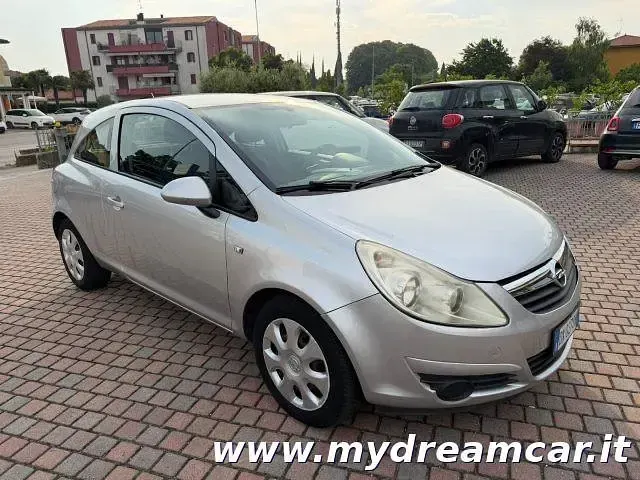 Usata Opel Corsa Enjoy 80 CV (58 kW) 2009 Grigio Utilitaria