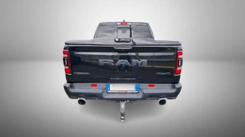 Usata RAM 1500 394 CV (289 kW) 2019 Nero Pick-up