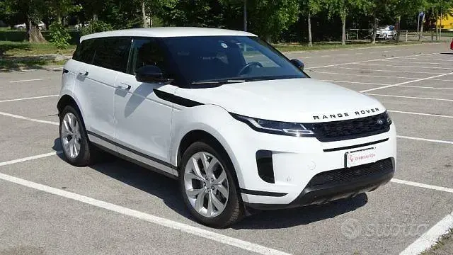 Usata Land Rover Range Rover evoque R-Dynamic 163 CV (119 kW) 2022 Bianco SUV