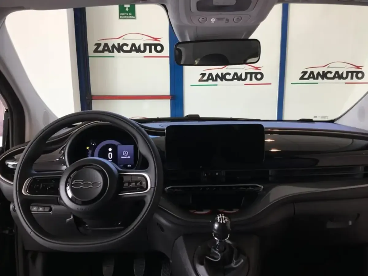 Nuova Fiat 500 65 CV (47 kW) 2026 Nero Berlina