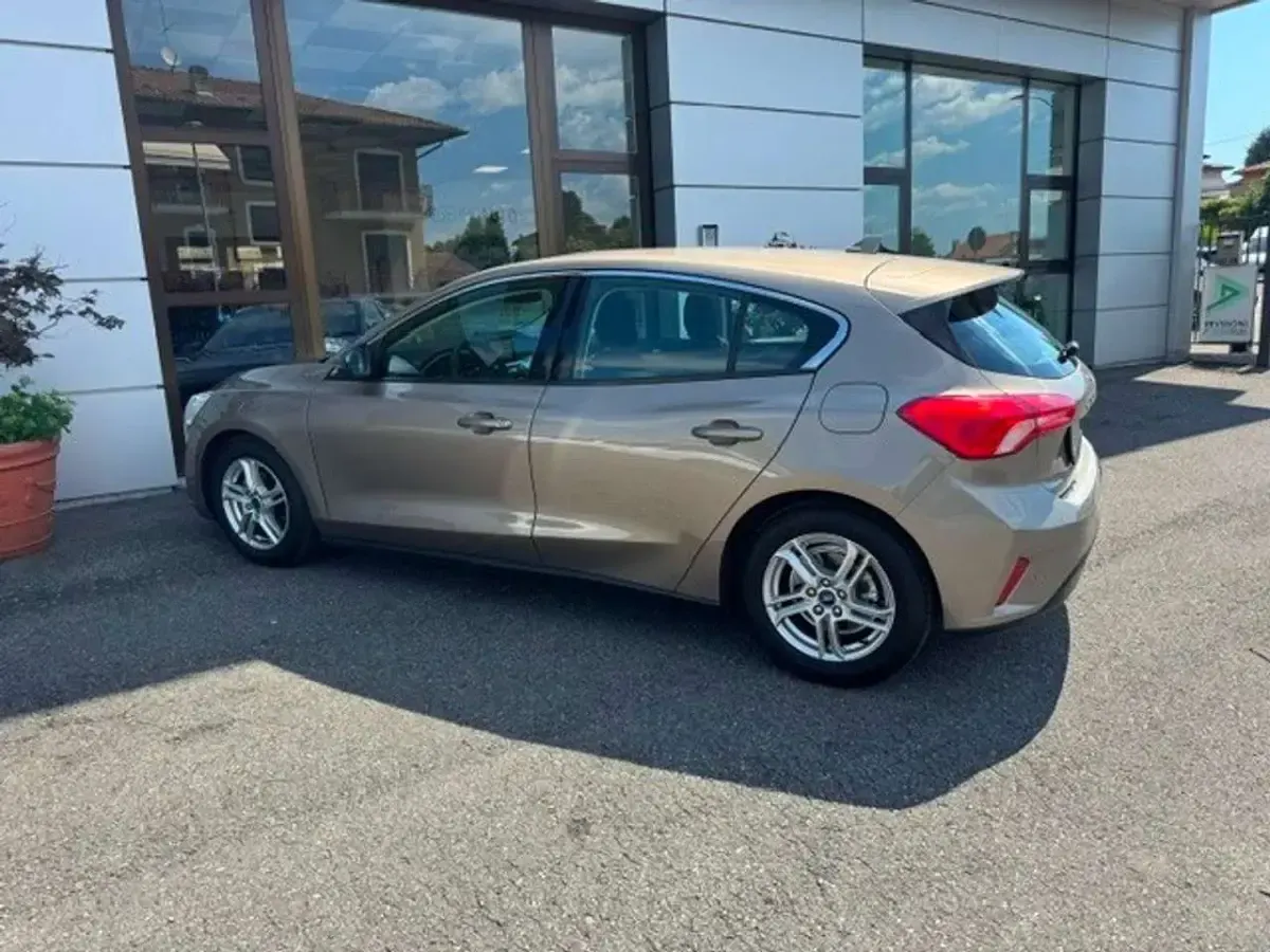 Usata Ford Focus Business Edition 120 CV (88 kW) 2019 Grigio Berlina