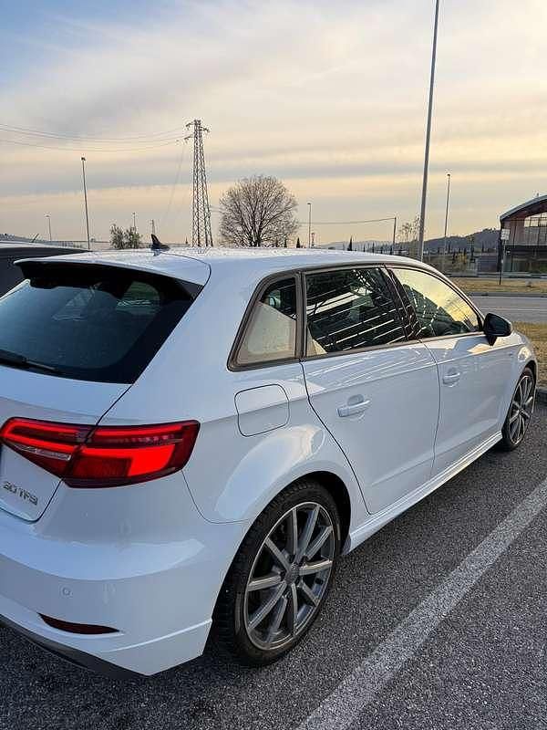 Usata Audi A3 Admired 116 CV (85 kW) 2019 Berlina
