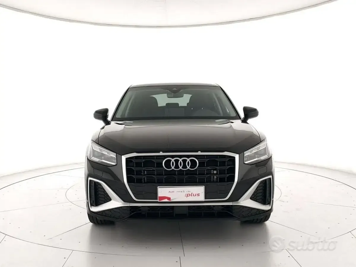 Usata Audi Q2 S-Line 150 CV (110 kW) 2025 Nero mito metallizzato SUV