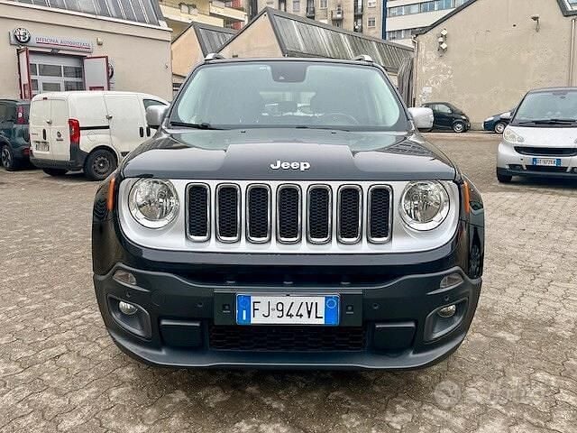 Usata Jeep Renegade Limited 140 CV (102 kW) 2019 Nero SUV