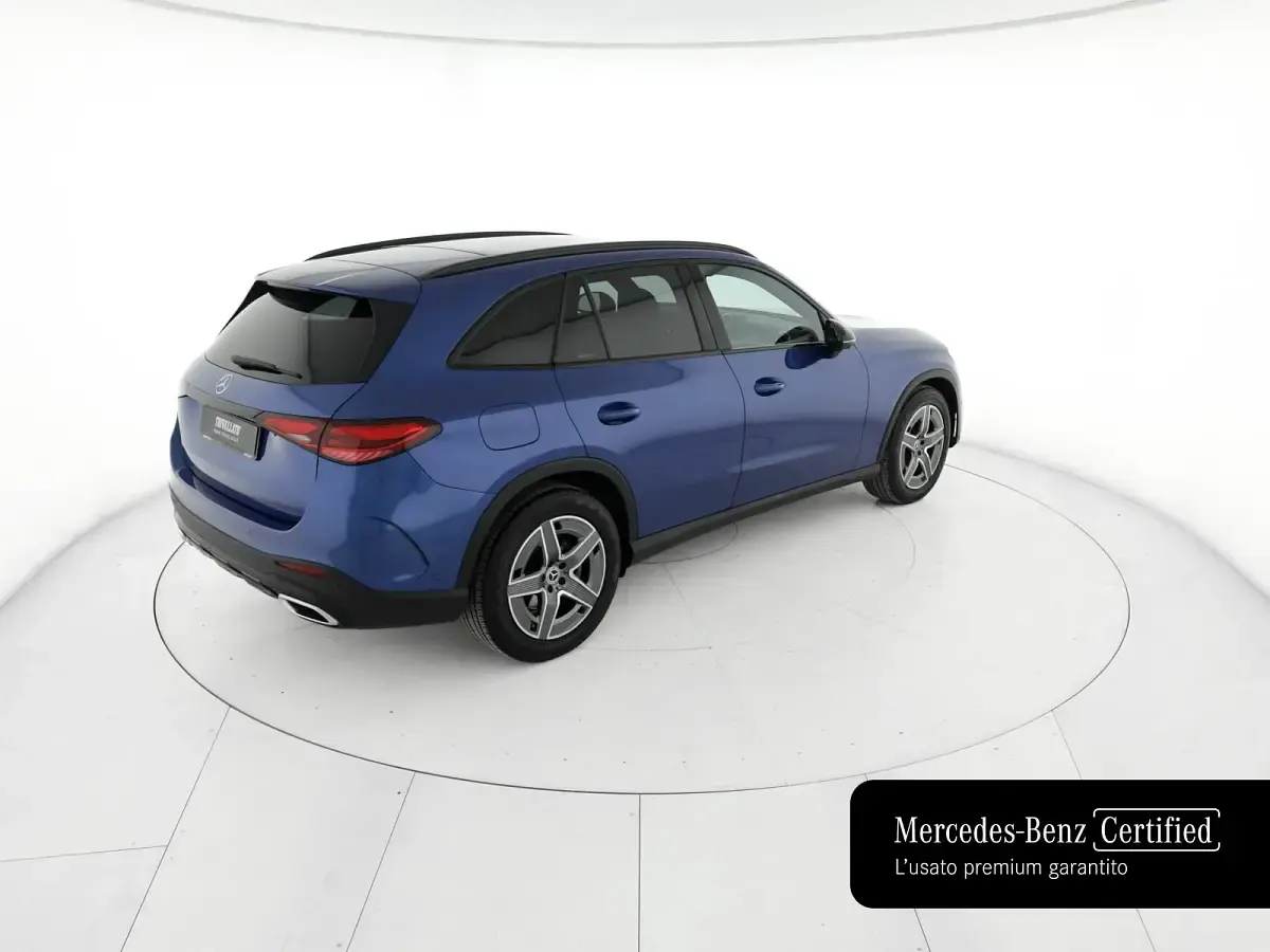 Usata Mercedes GLC220 Advanced Plus 197 CV (144 kW) 2023 Blu/azzurro SUV