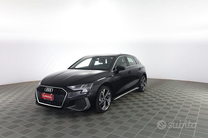 Usata Audi A3 S-Line 110 CV (80 kW) 2022 Nero midnight Berlina