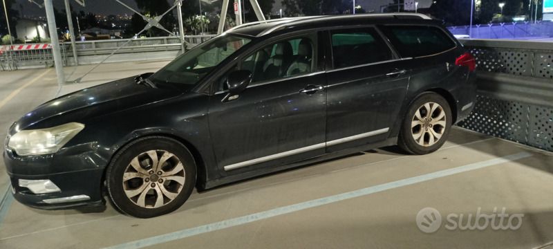 Usata Citroën C5 136 CV (100 kW) 2010 Nero Station wagon