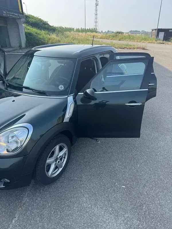 Usata Mini Cooper Countryman 122 CV (89 kW) 2013 Verde SUV