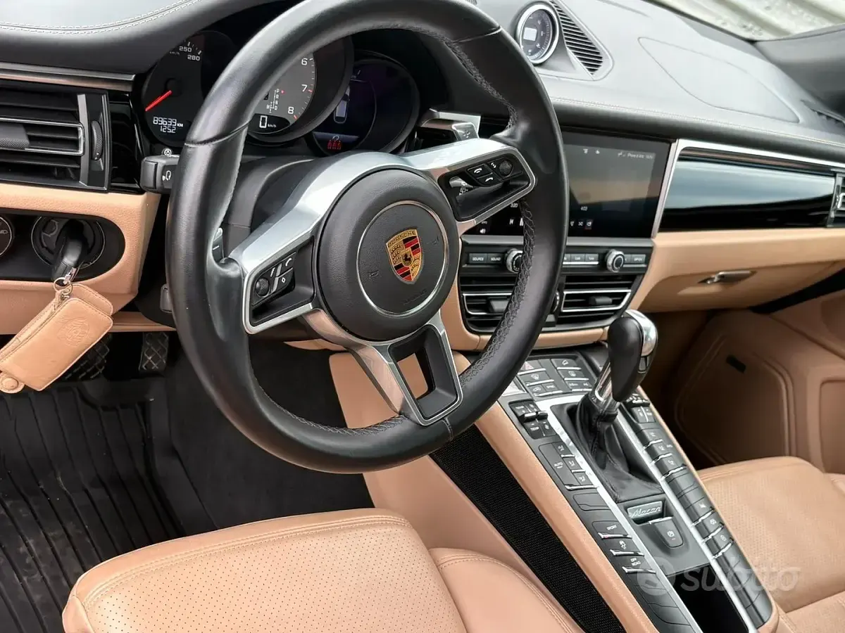 Usata Porsche Macan 353 CV (259 kW) 2021 Grigio SUV