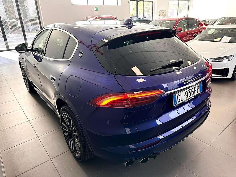 Begagnad Maserati Grecale 300 HK (220 kW) 2022 Blå SUV
