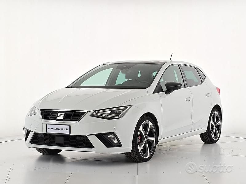 Bianco Usata 2023 Seat Ibiza FR Tre volumi | 16.900 € (Super prezzo) - Immagine 1/4