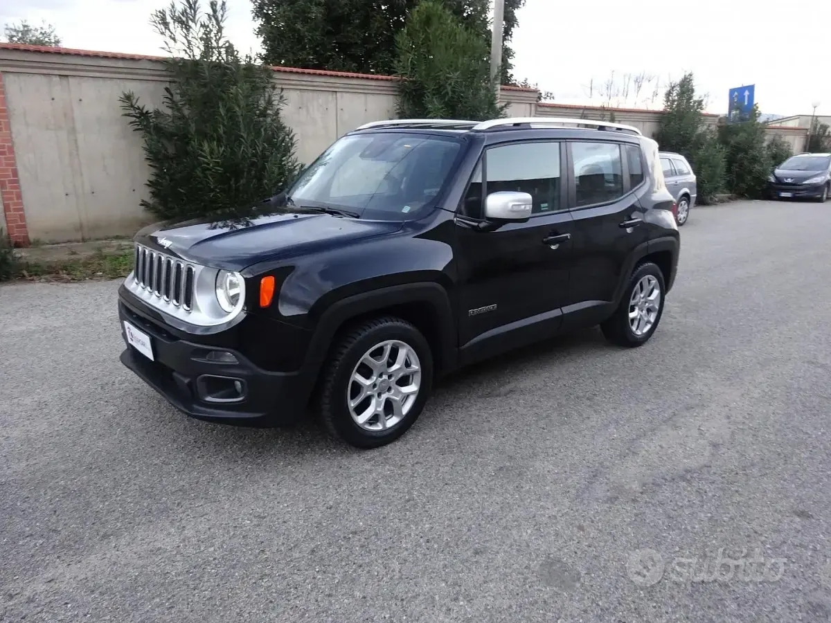Usata Jeep Renegade Limited 140 CV (102 kW) 2015 Nero SUV