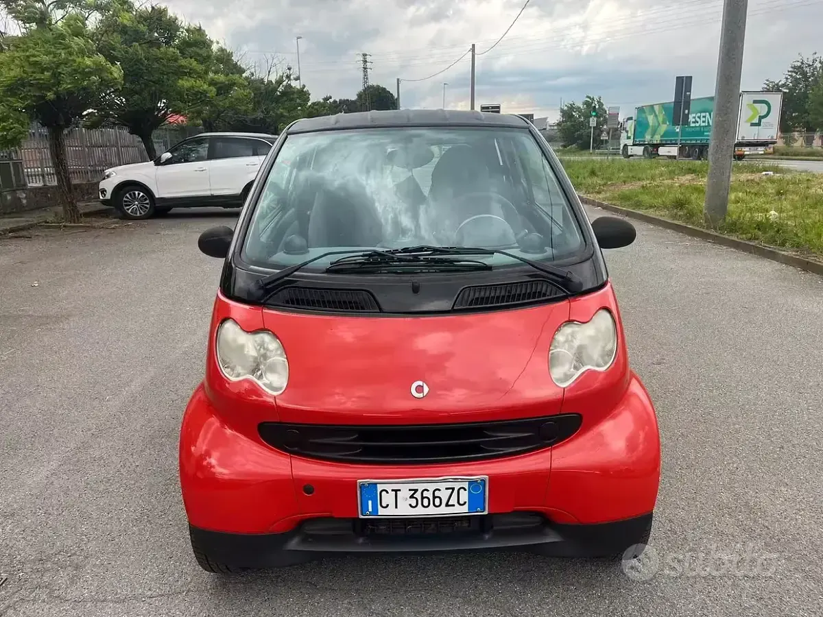 Usata Smart ForTwo Coupé Pure 61 CV (44 kW) 2005 Rosso Coupé