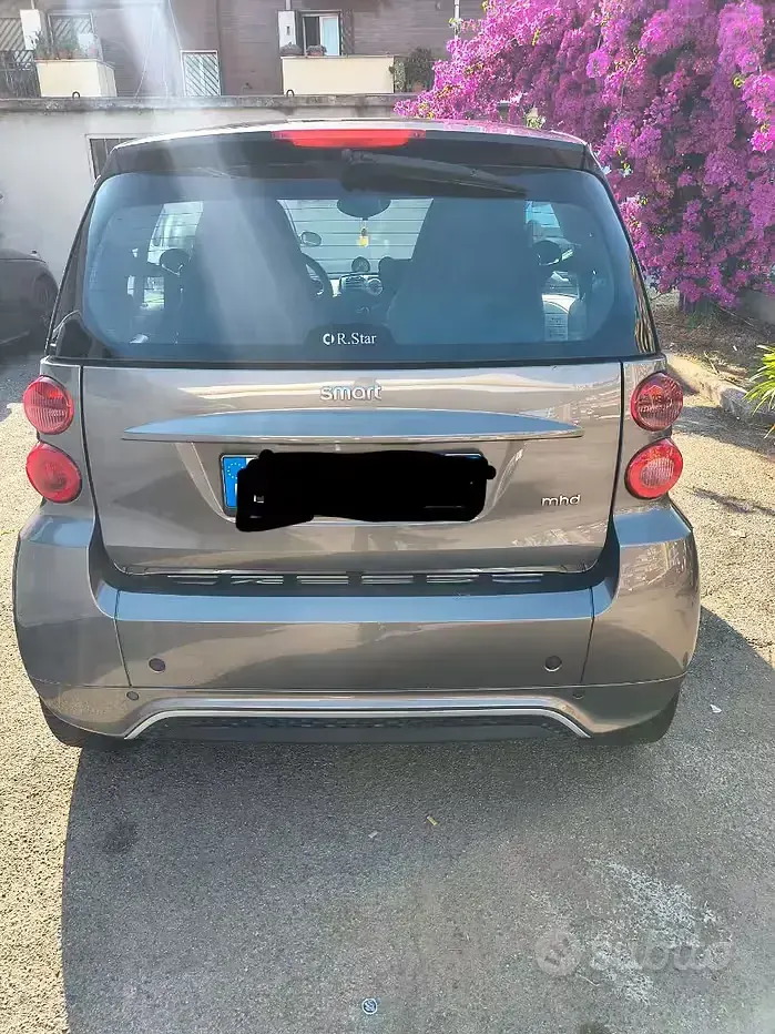 Usata Smart ForFour 64 CV (47 kW) 2013 Marrone Utilitaria