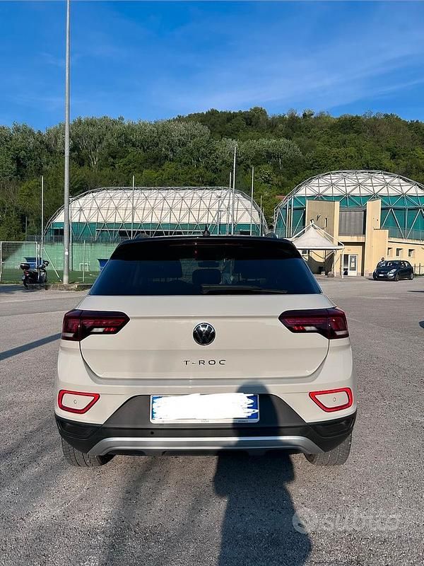 Usata VW T-Roc Style 150 CV (110 kW) 2023 SUV