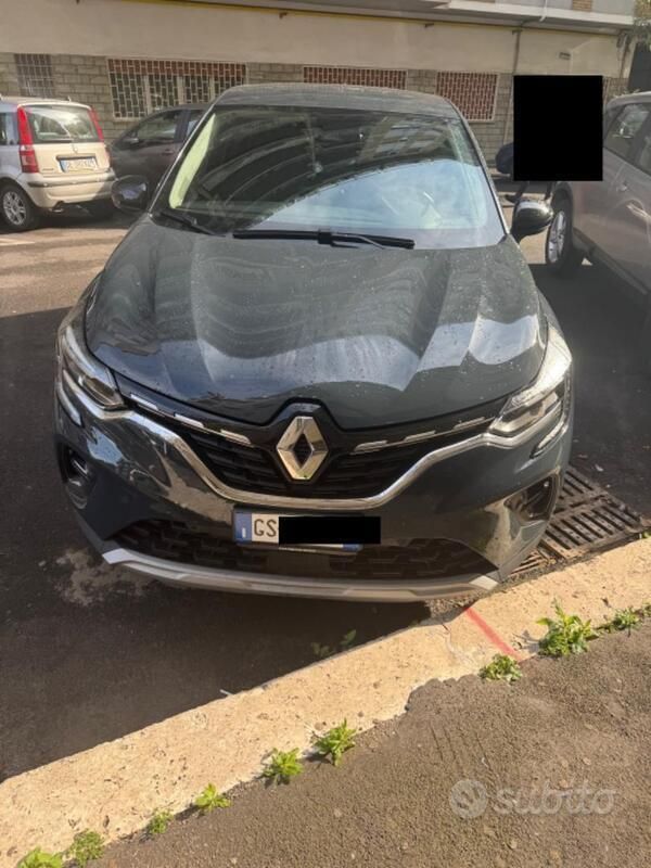Blu/azzurro Usata 2024 Renault Captur Techno SUV | 21.150 € (Buon prezzo) - Immagine 1/4