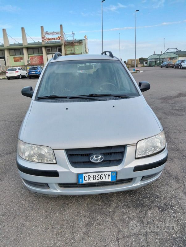 Usata Hyundai Matrix 103 CV (75 kW) 2005 Grigio Monovolume