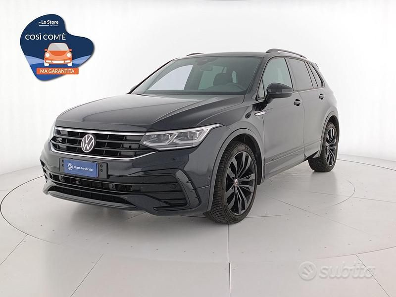 Deep black perlato Usata 2023 VW Tiguan R-line SUV | 32.400 € (Cara) - Immagine 1/4