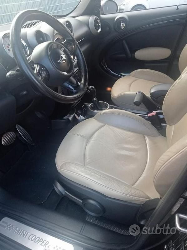 Käytetty Mini Cooper SD 143 HP (105 kW) 2012 Musta Viistoperä