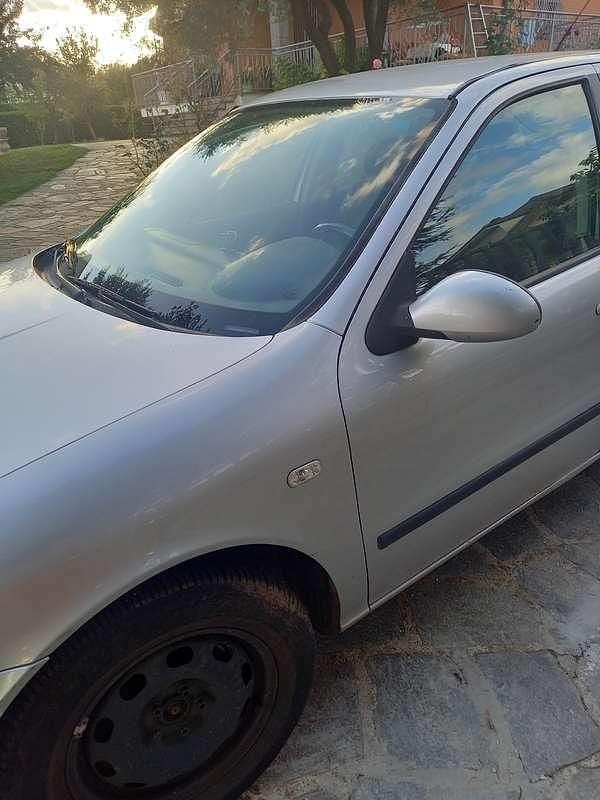 Usata Seat Toledo 110 CV (80 kW) 2002 Grigio Berlina